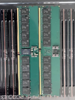 Das Angebot an DRAM- und NAND-Flash-Speichern wird knapper: Die Lagerbestände von Großhändlern nehmen zu, die Preise für DDR-Speicher treten in einen Aufwärtstrend ein